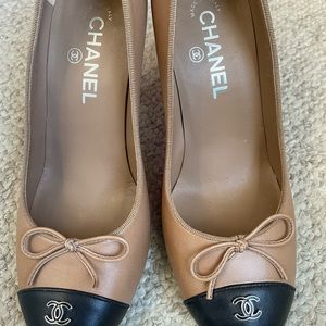 Chanel heels 4 in black and tan size 39